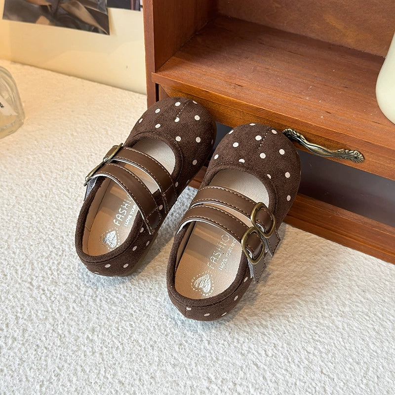 K599 - Brown | Girls Flats