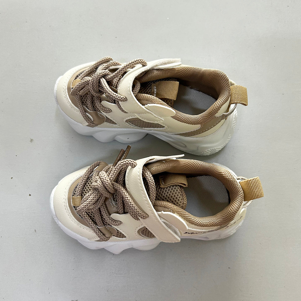 2502 - Beige | Kids Sneakers
