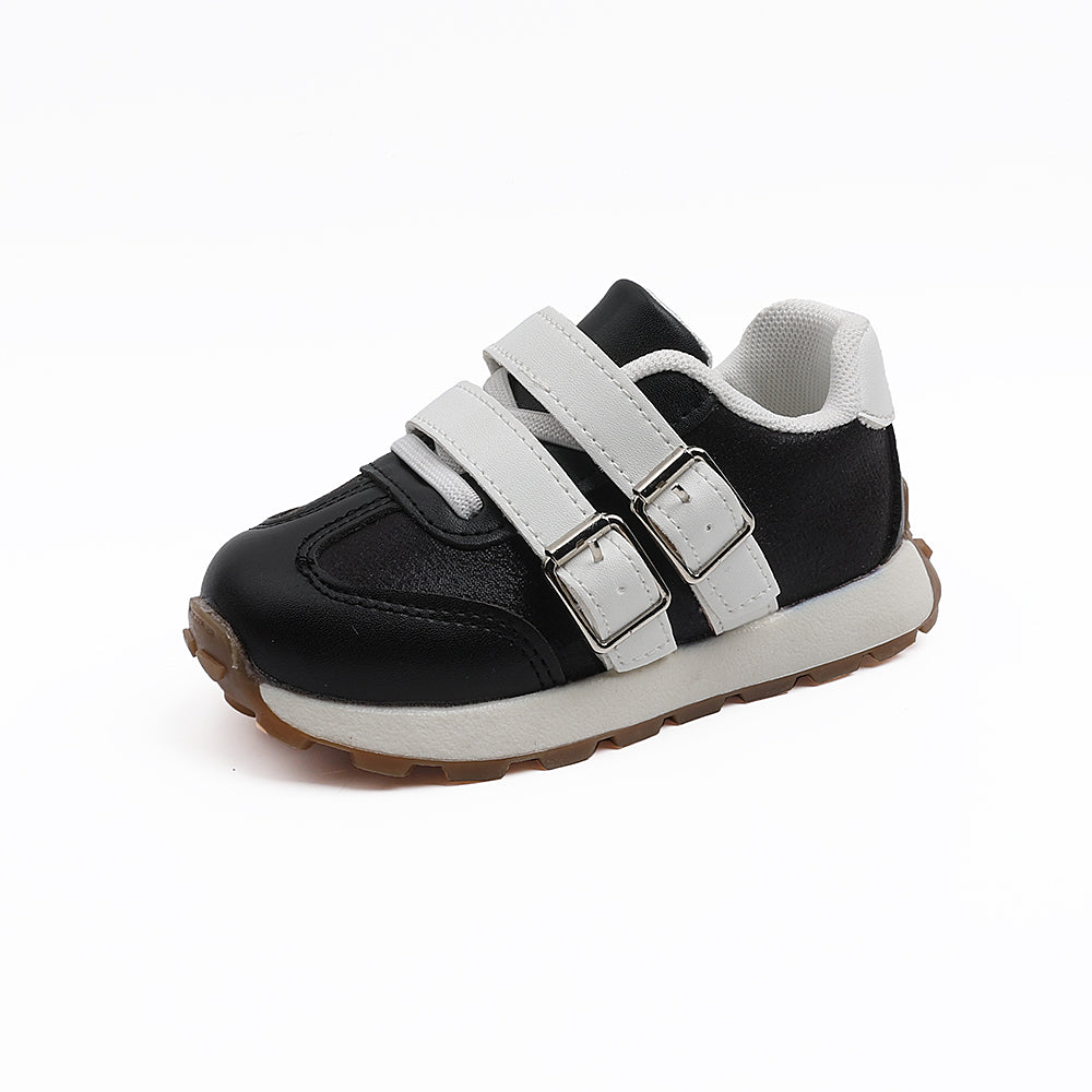 539 - Black | Kids Sneakers