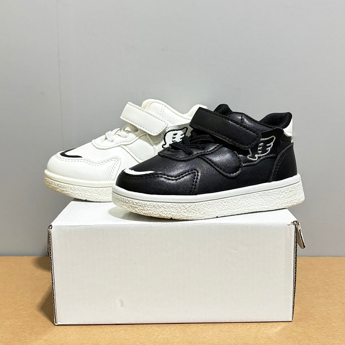 523 - Black | Kids Sneakers
