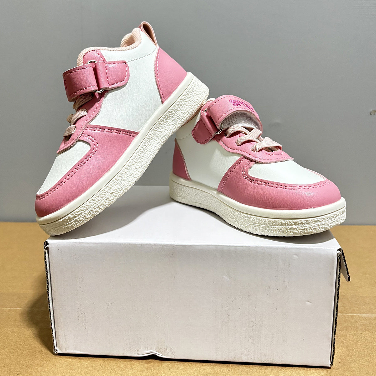 529 - Pink | Kids Sneakers
