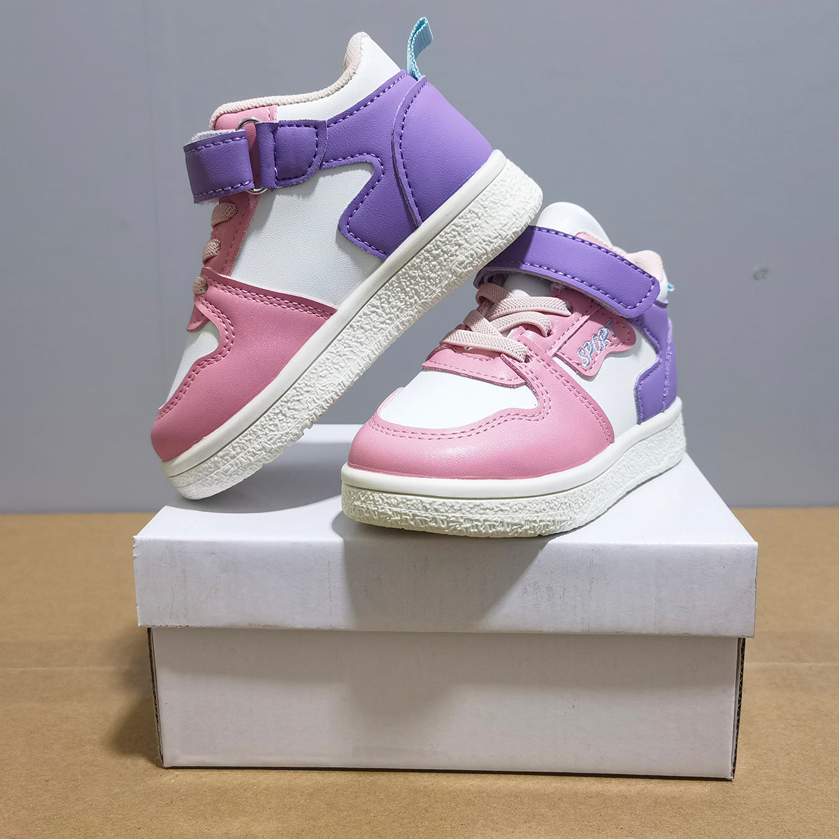 537 - Pink | Kids Sneakers