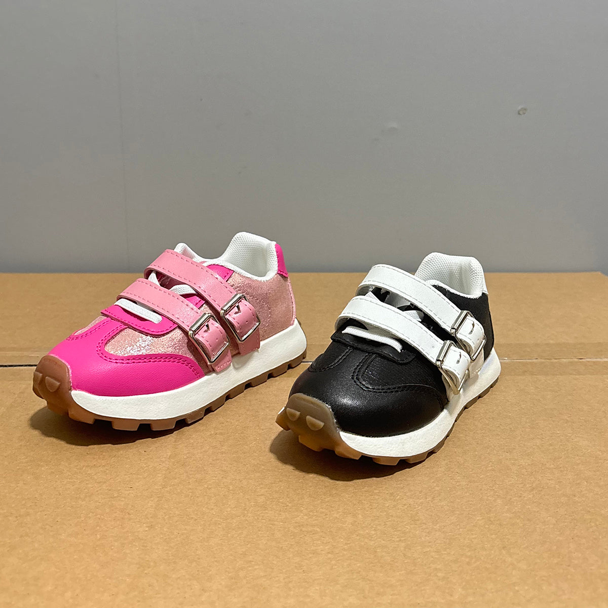 539 - Black | Kids Sneakers