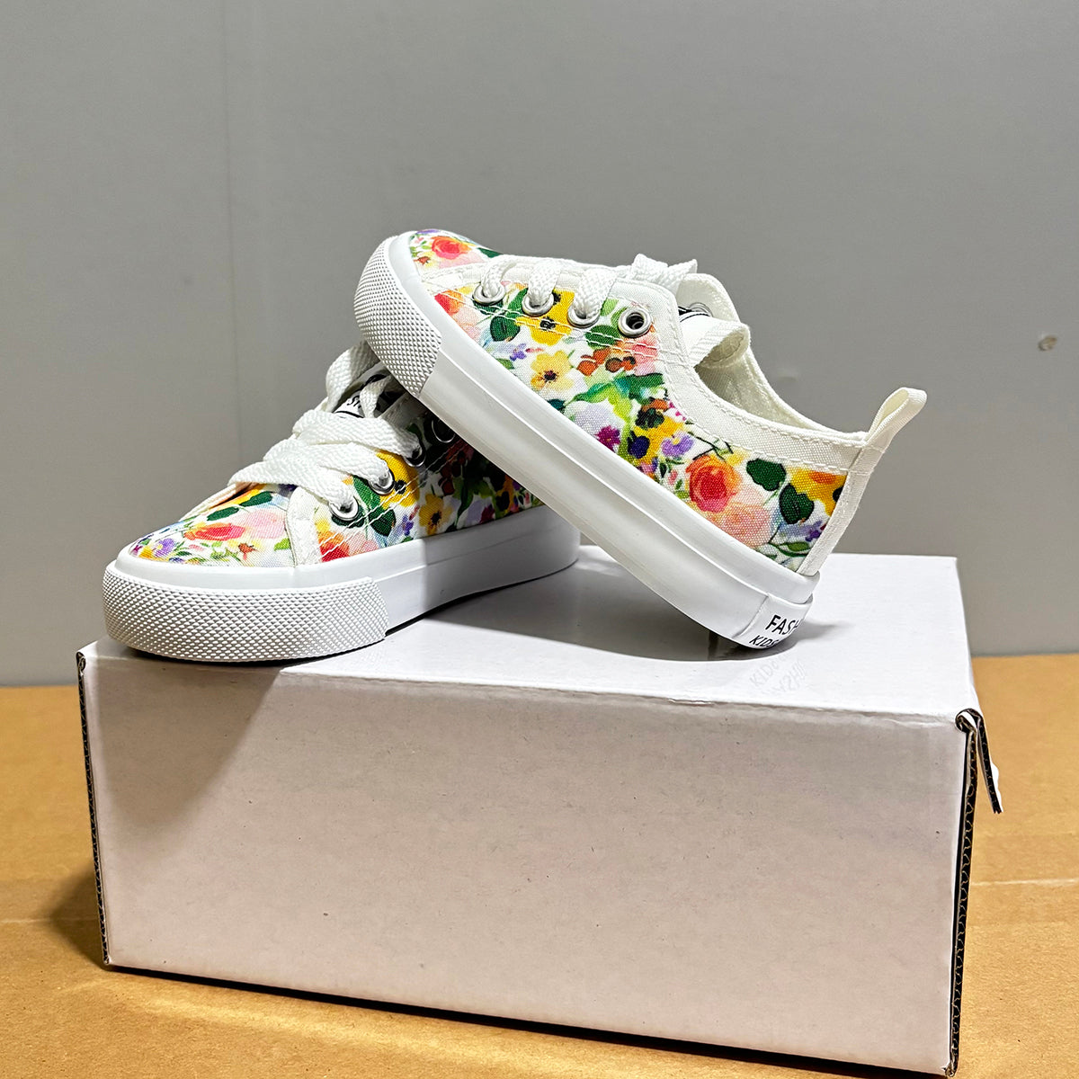 6531 - White | Kids canvas shoes