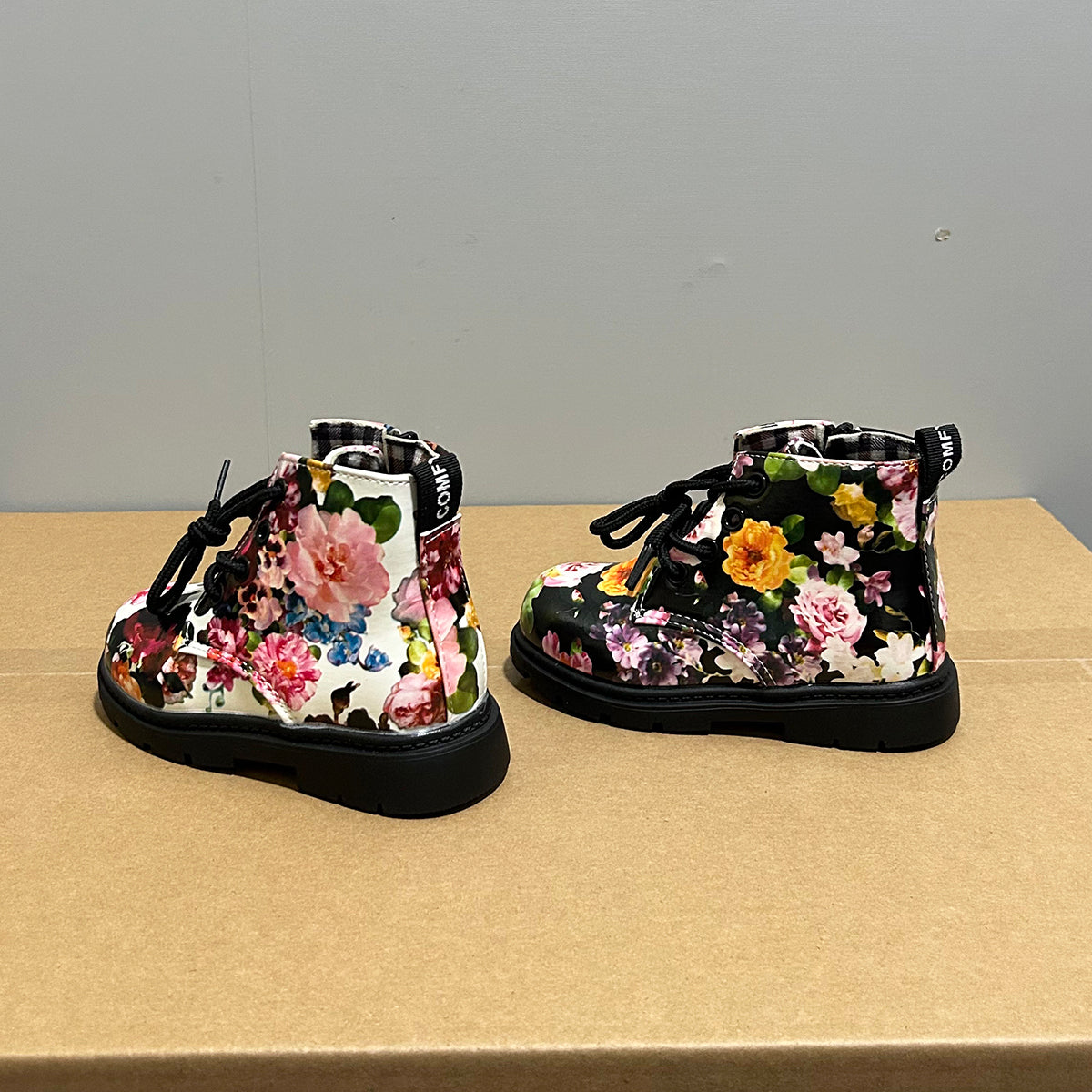 666 - White | Kids boots