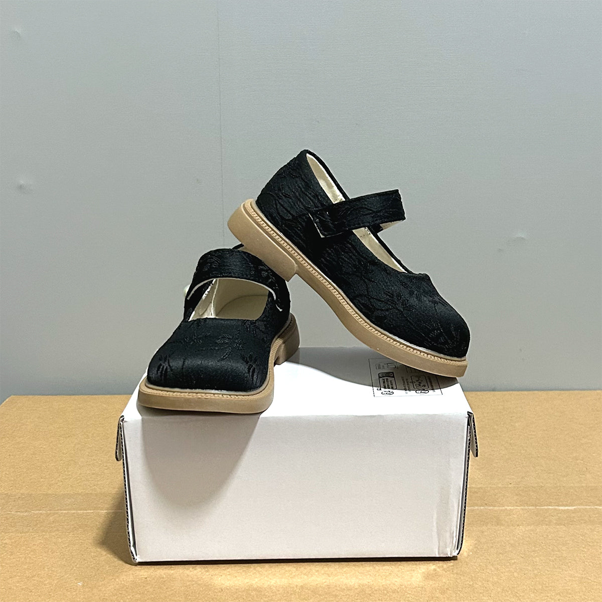 701 - Black | Girls Flats