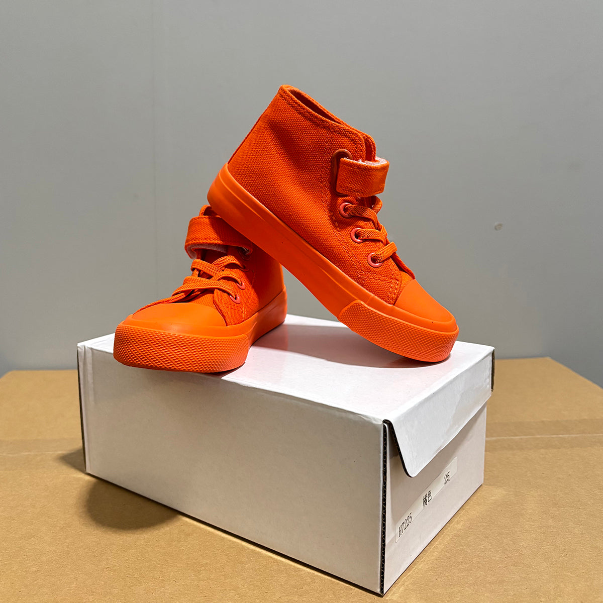 7225 - Orange | Kids canvas shoes