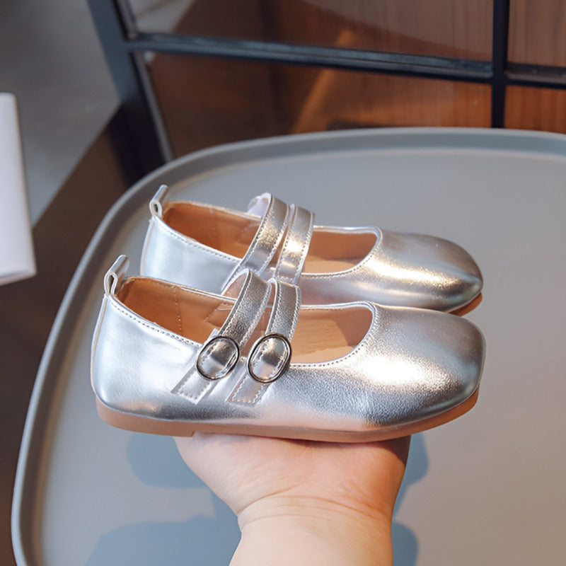 KK002 - Silver | Girls Flats