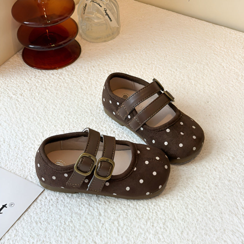 K599 - Brown | Girls Flats