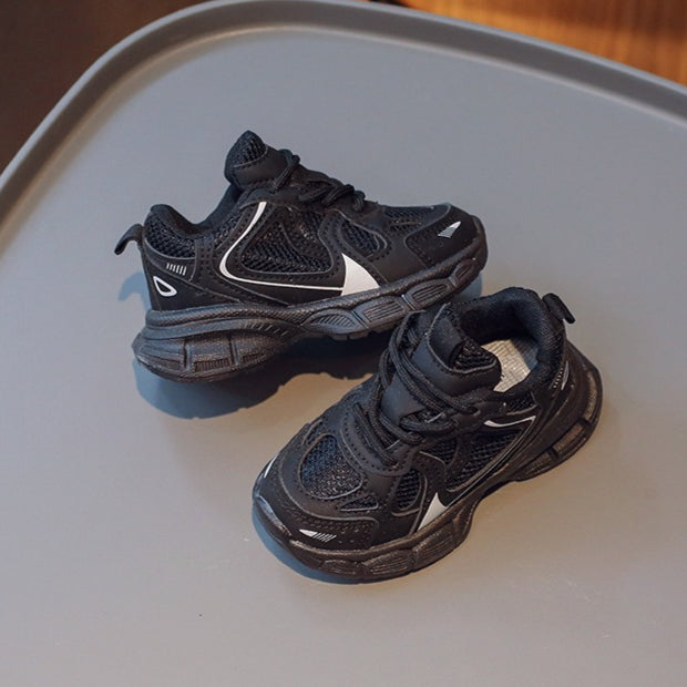 XL2388 - White | Kids Sneakers